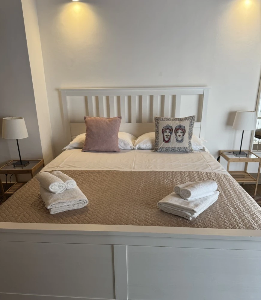 Qori Sicilian Stay-5
