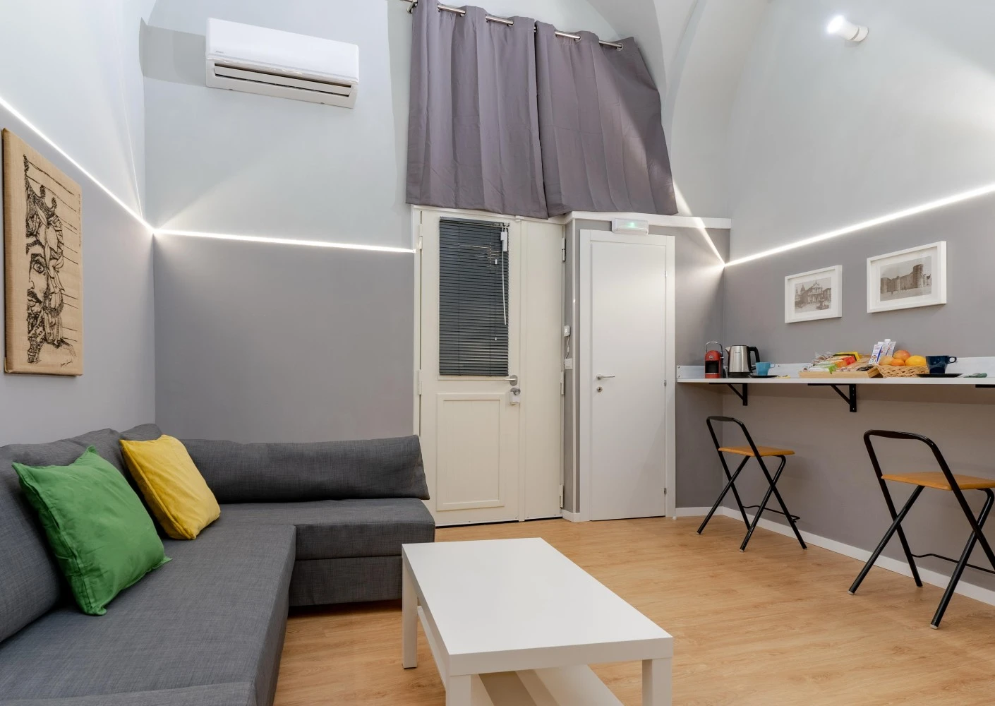 Elephant And Castle-4