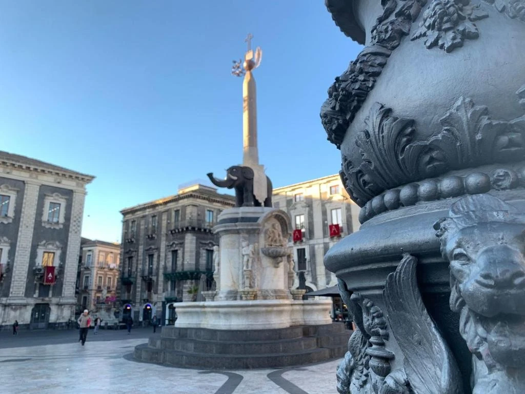 Donna Luisa_ Catania Charming-2