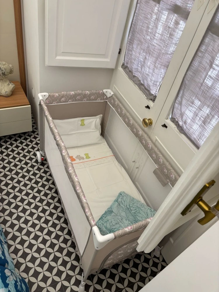 Grey House Apartment 1-1