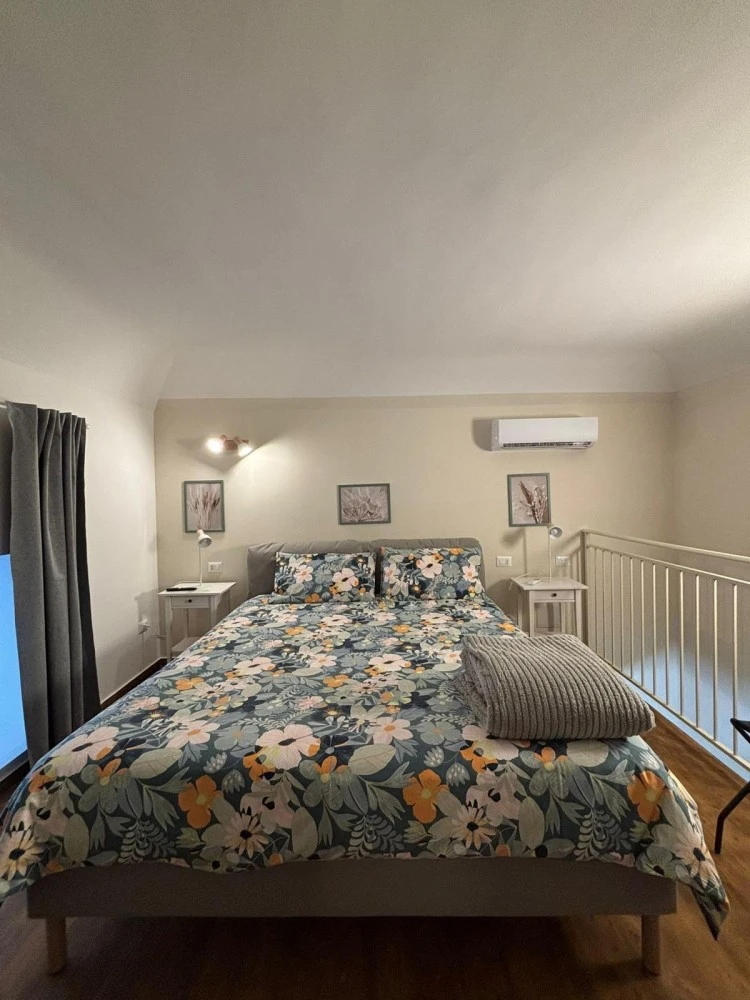 Sicily Loft Living 57-1