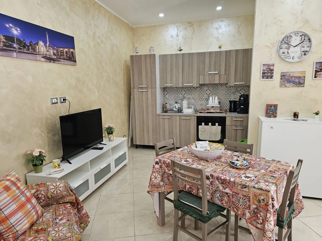 Kind House Catania-4