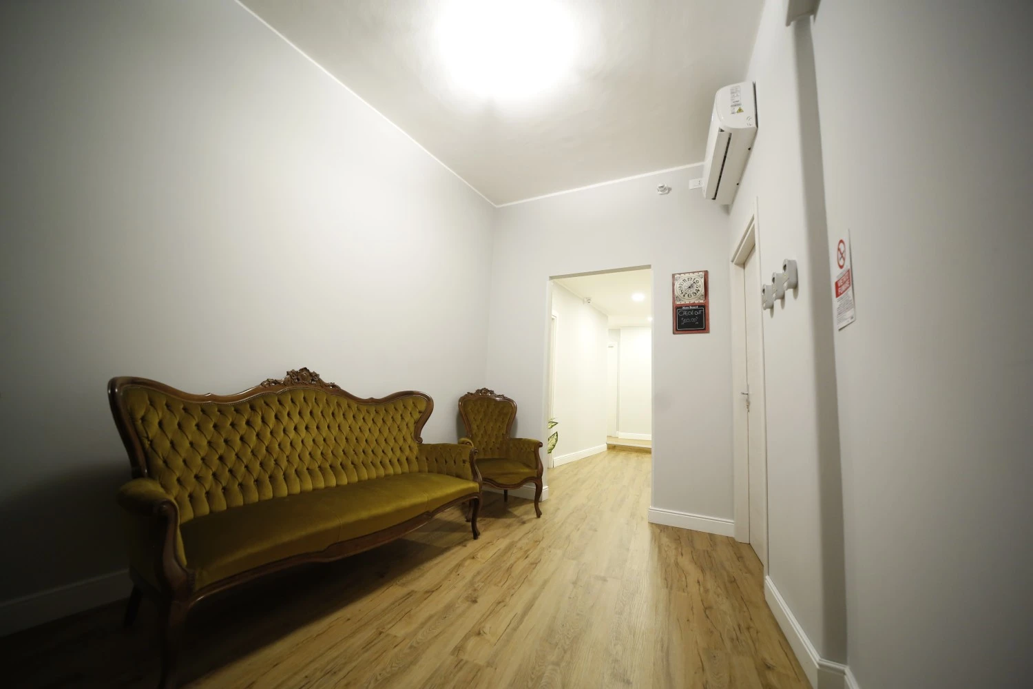 Al Quadrato D'oro Rooms-5