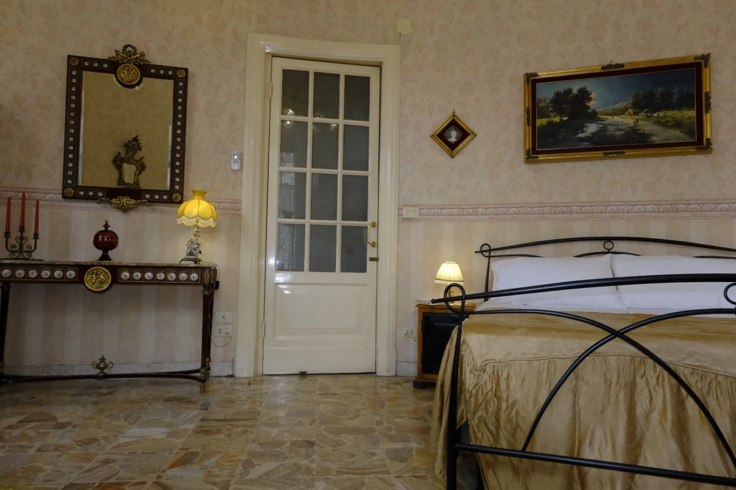 Palazzo Vitrano Tourist Apartment-2