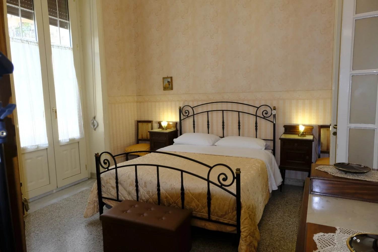 Palazzo Vitrano Tourist Apartment-5