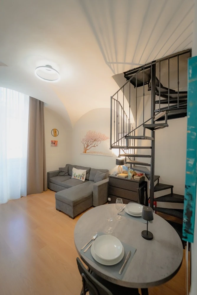 Almond Apartment Gentile-1