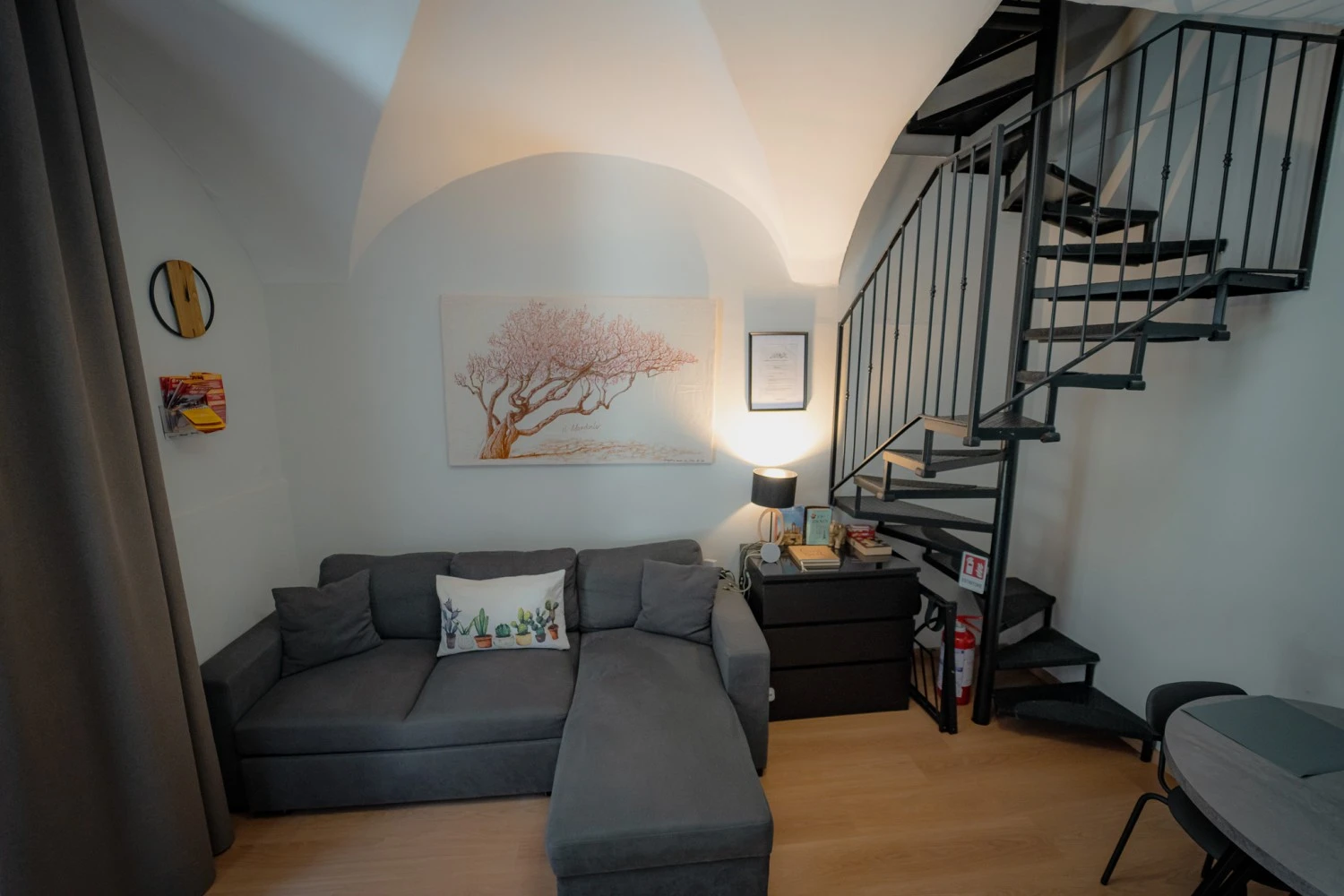 Almond Apartment Gentile-2