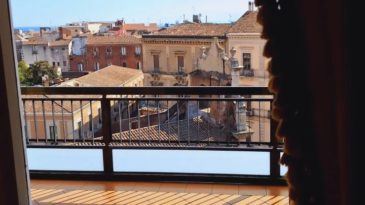 Exclusive Centrale Place-1