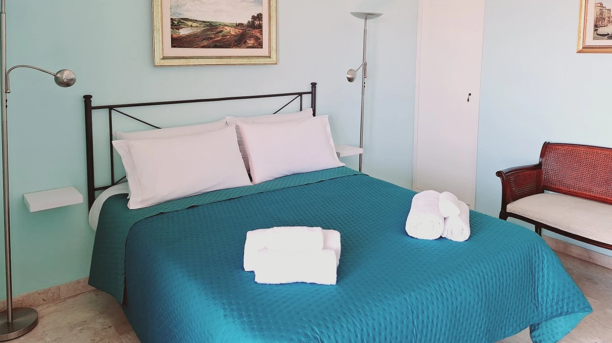 Exclusive Centrale Place-3