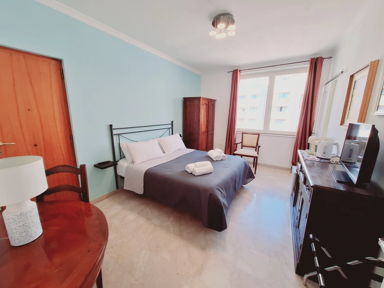 Exclusive Centrale Place-4