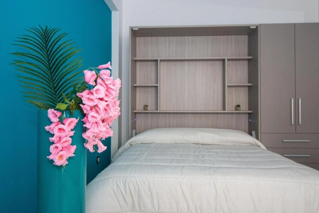 Independence House Holiday - 4-1