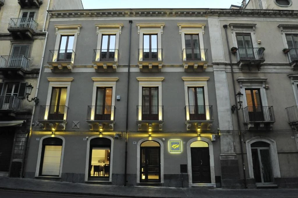 Etnea 454 Catania Luxury Rooms-1
