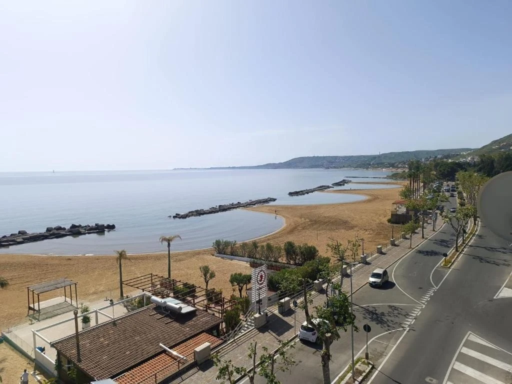 La Baia Di Marti E Fede-1