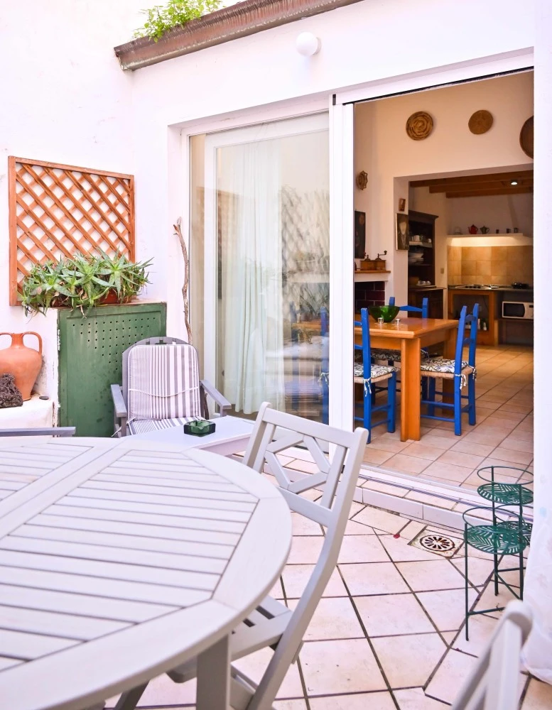 Large Apartment At 50 Mt From The Sea-2