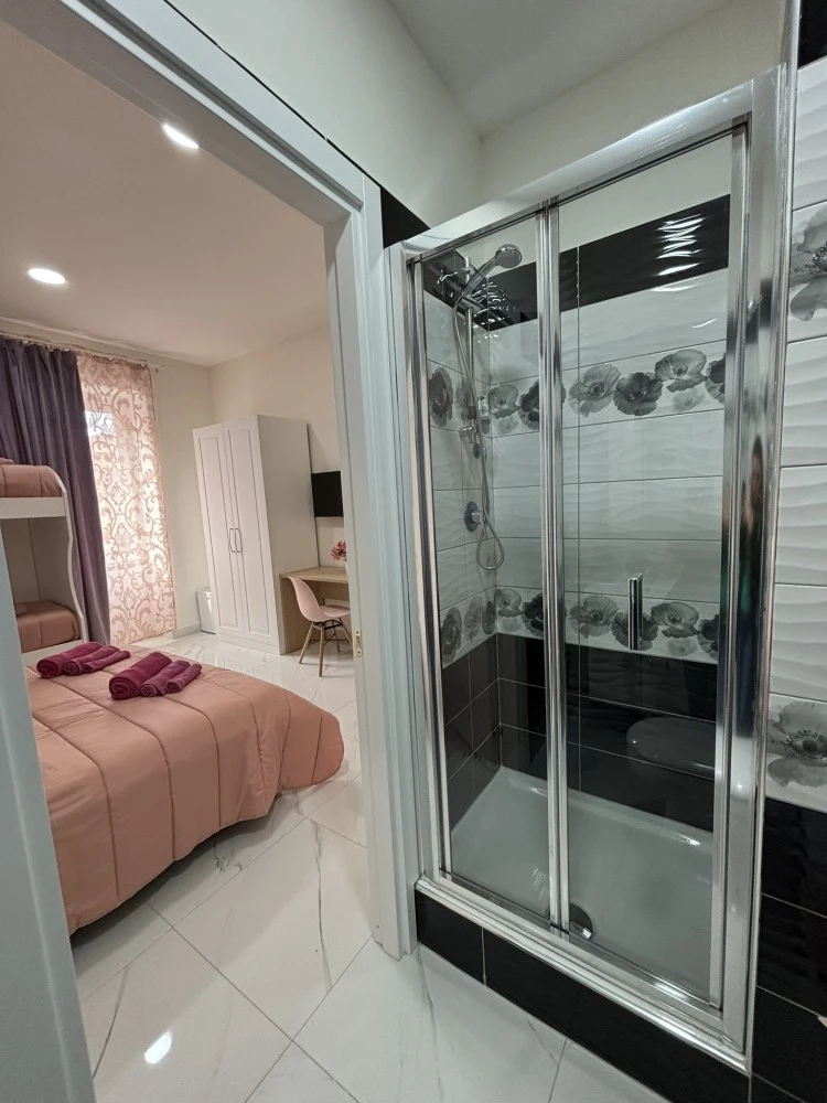 B&b Italia-2