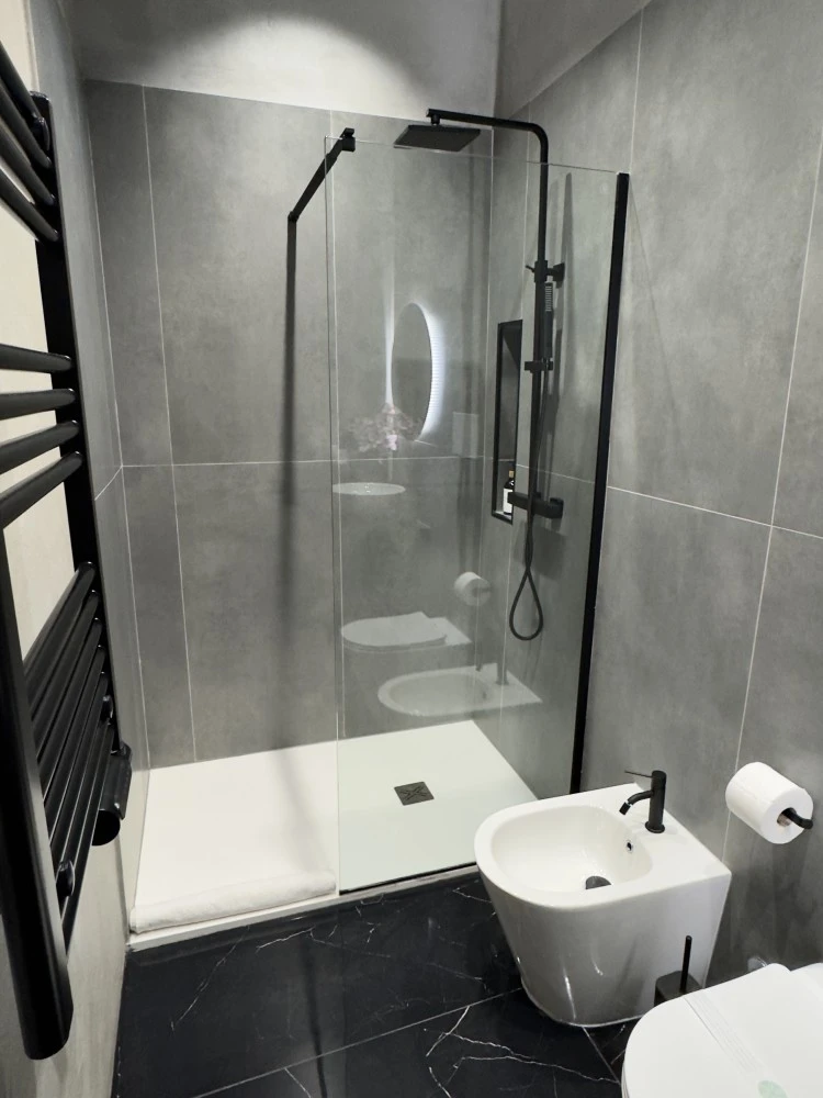 Bonheur Luxury Rooms-2