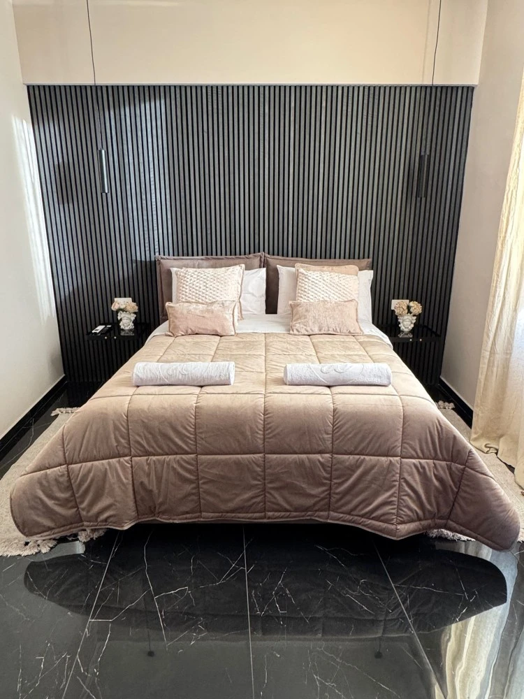Bonheur Luxury Rooms-5