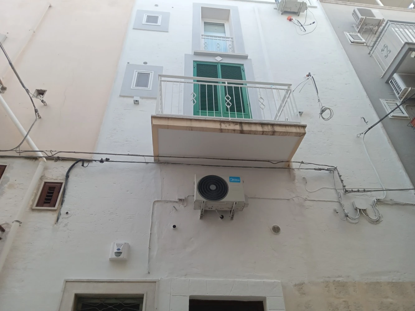 Capri   House-2
