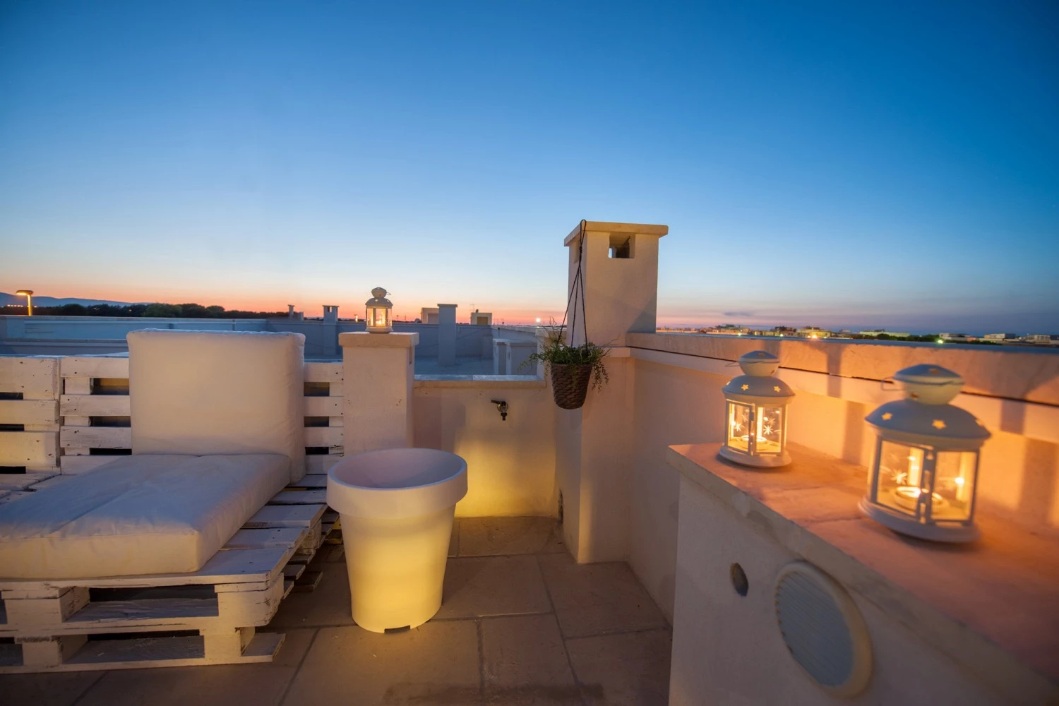 Savelletri Rooftop Gallery House-3