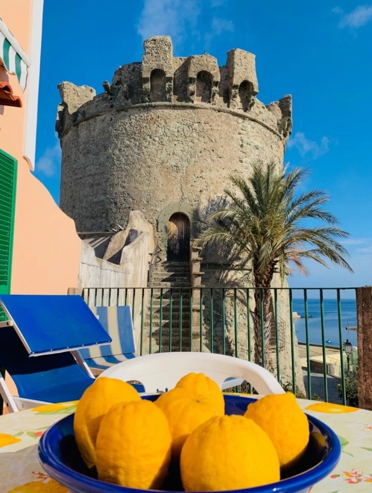 Casa Con Vista Torrione-1