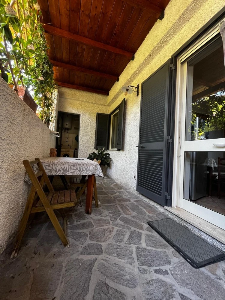 Tra Il Verde E Il Mare-5