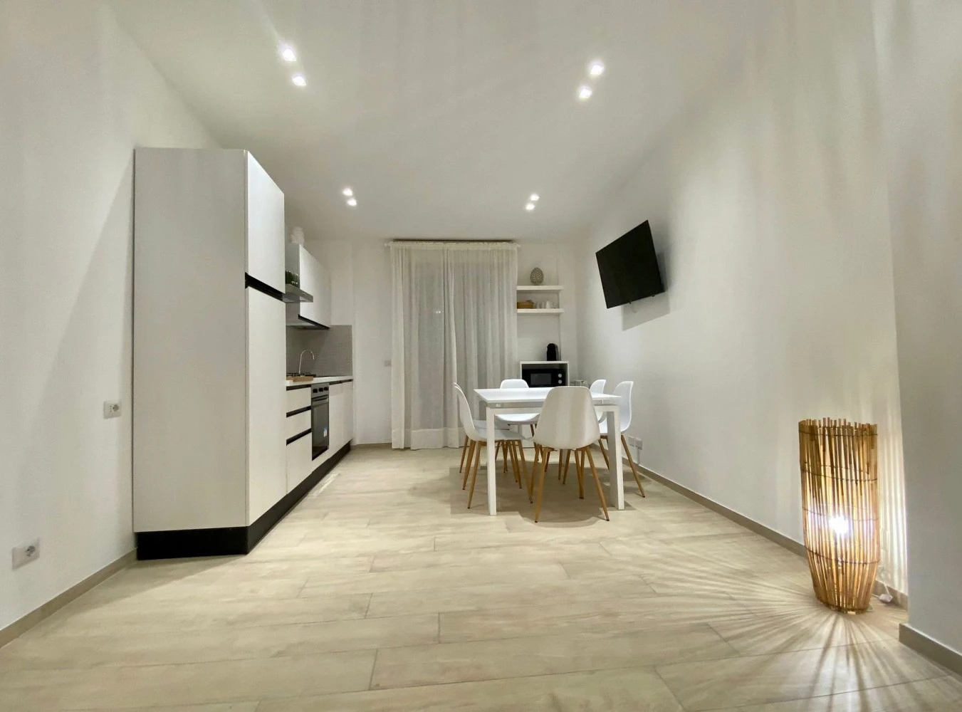 Sweet Home Naxos-2