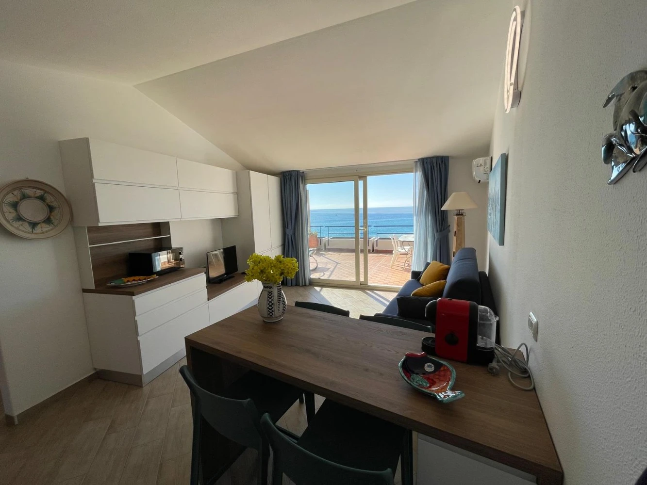 The Seaside Serenity Terrace-4