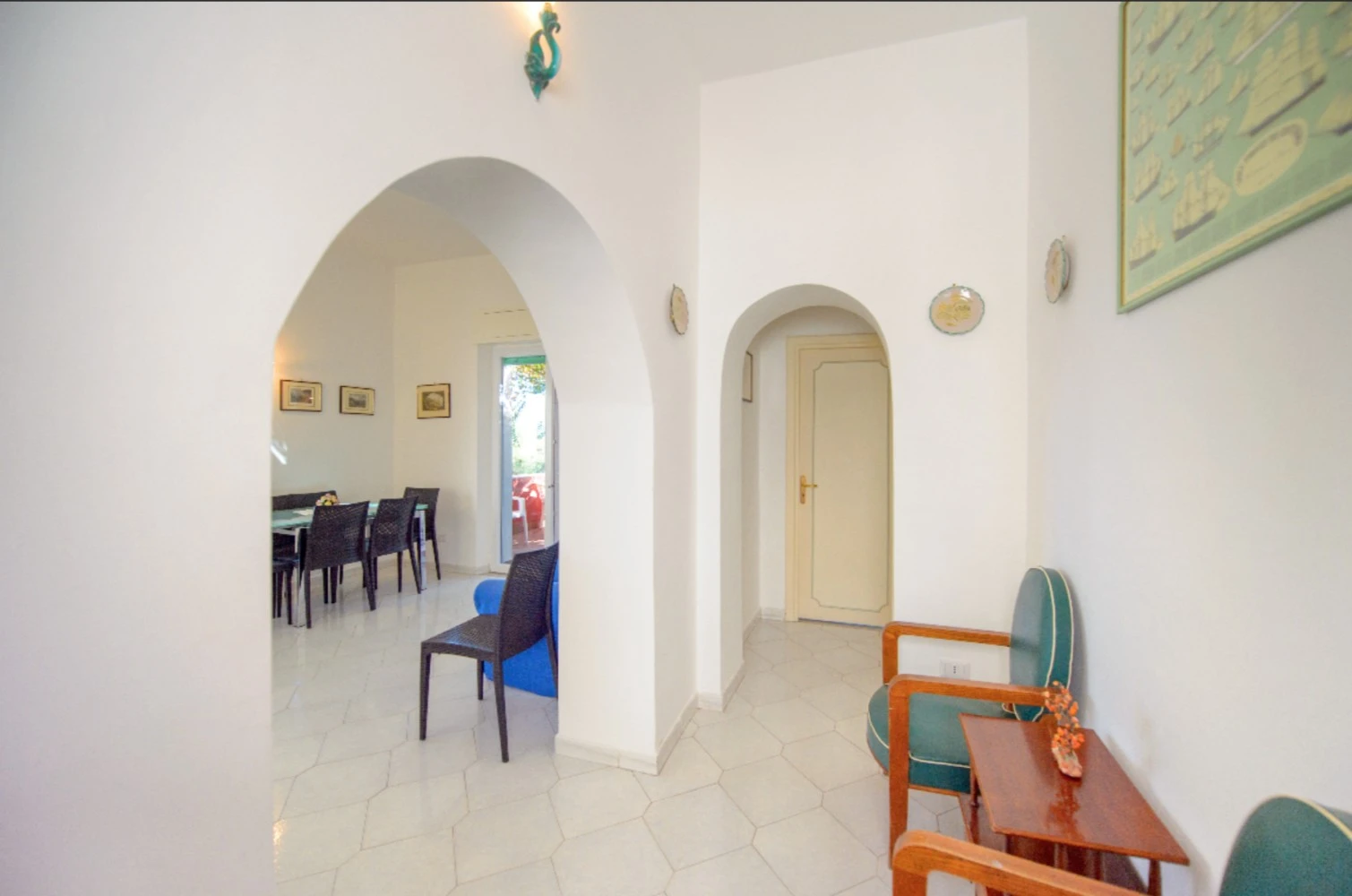 Elegante Appartamento In Villa-2