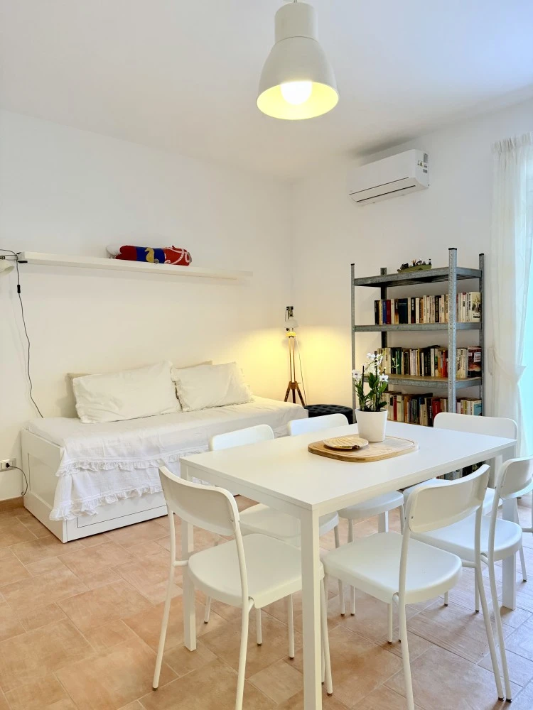 Barone's Bed & Books-3