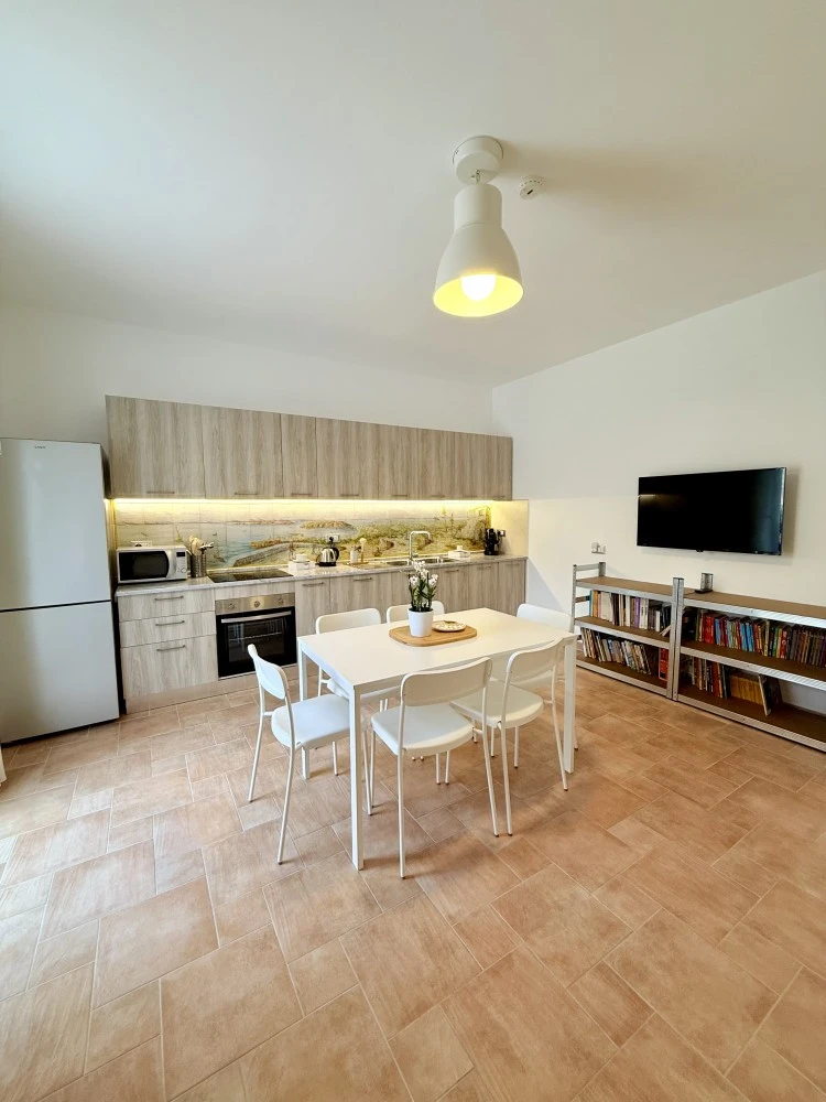 Barone's Bed & Books-4