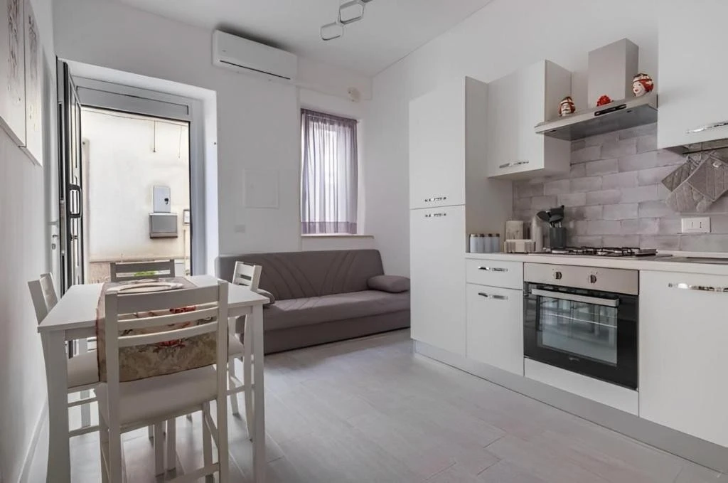 Marea Apartament's-1