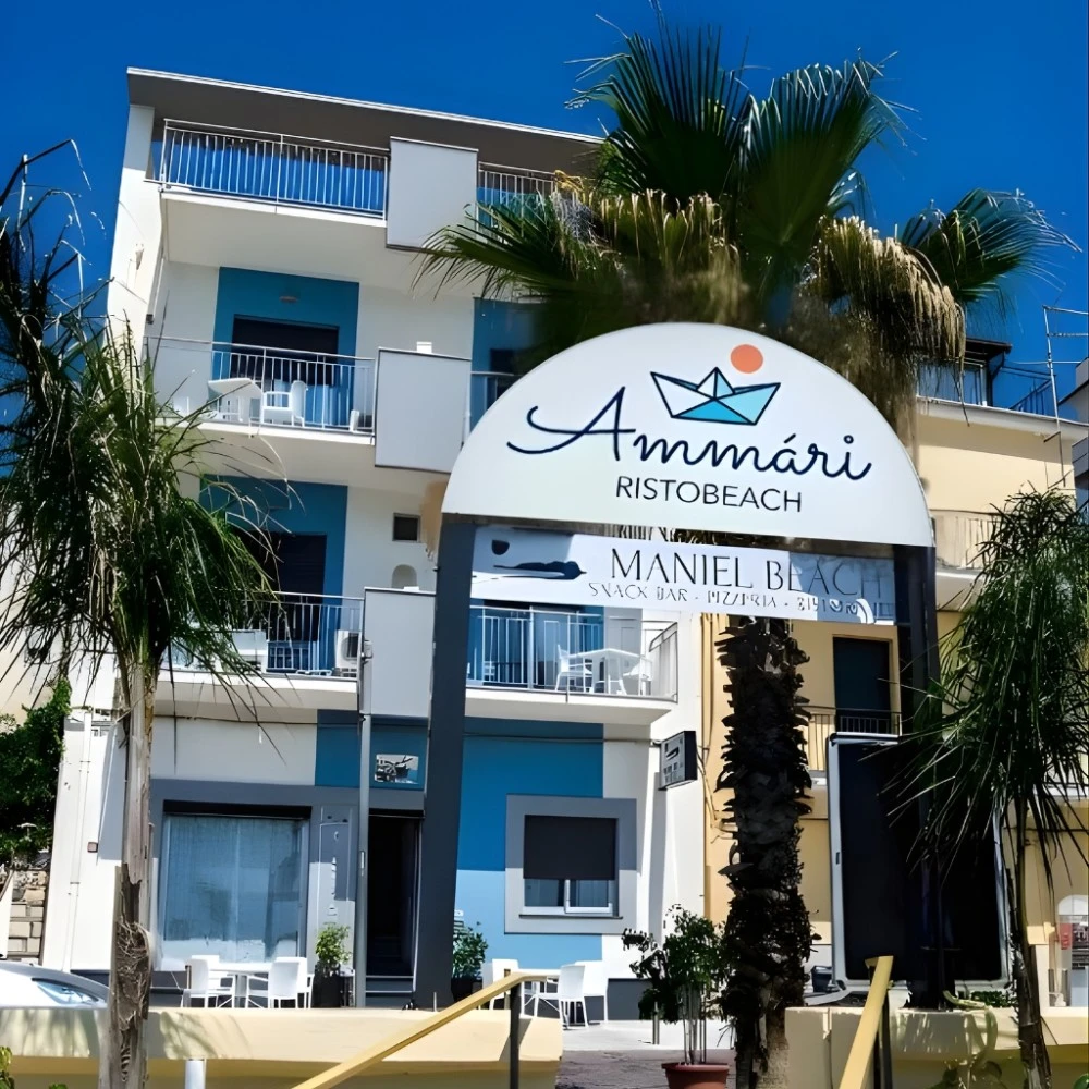 Maniel Beach Hotel-1