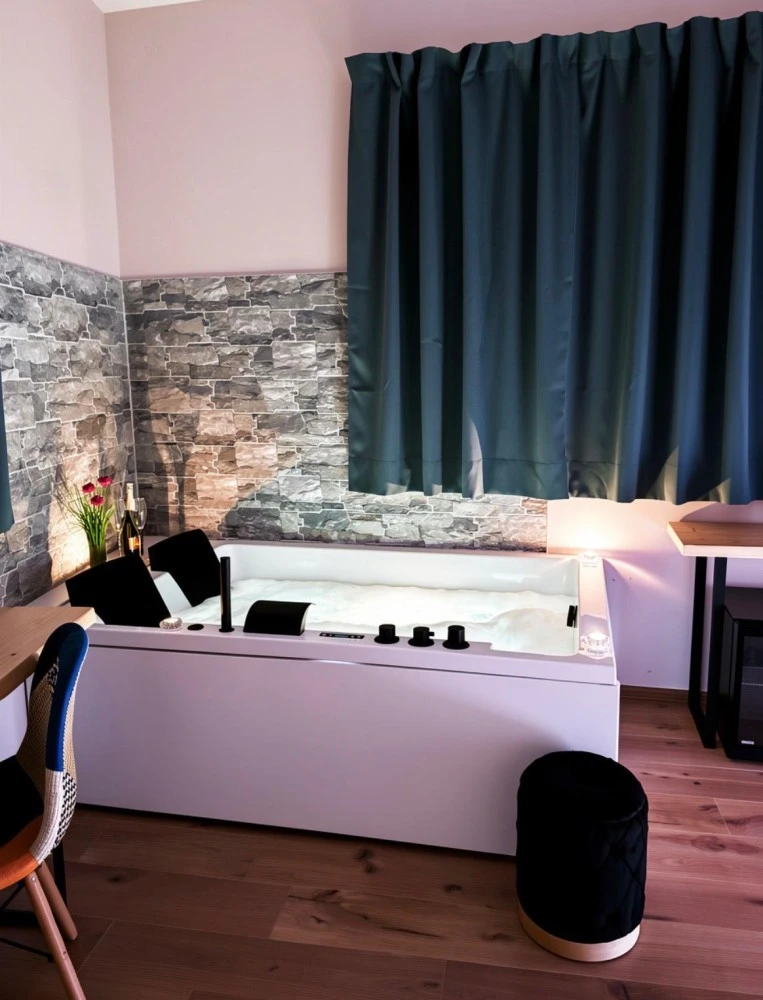 La Mora Rooms-1