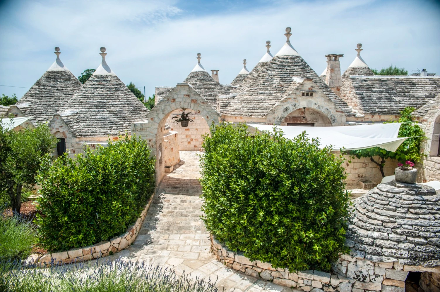 Almapetra Trulli Resort-1