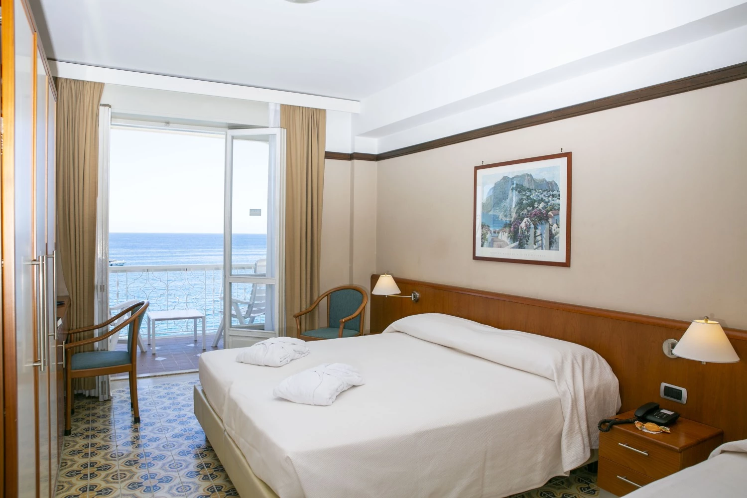 Pietra Di Luna Hotel-3