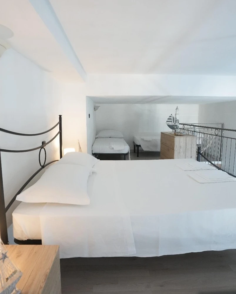B & B Brezza Marina-5