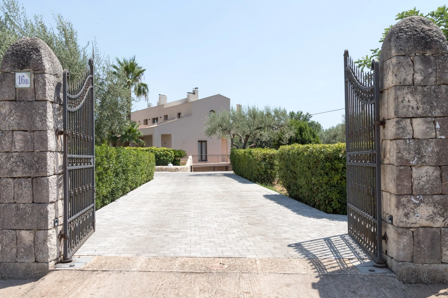 Sammit Holiday Home-1