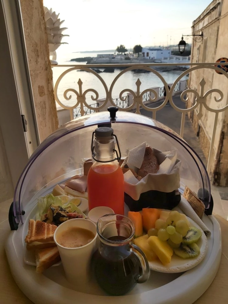 Miramare Luxury Guest House-5