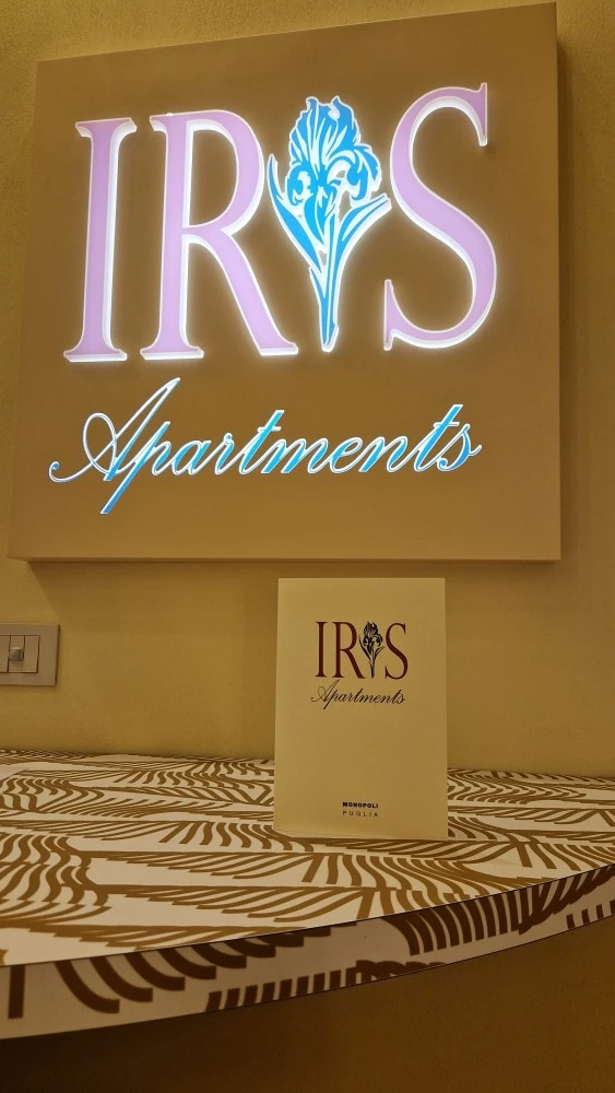 Iris-3