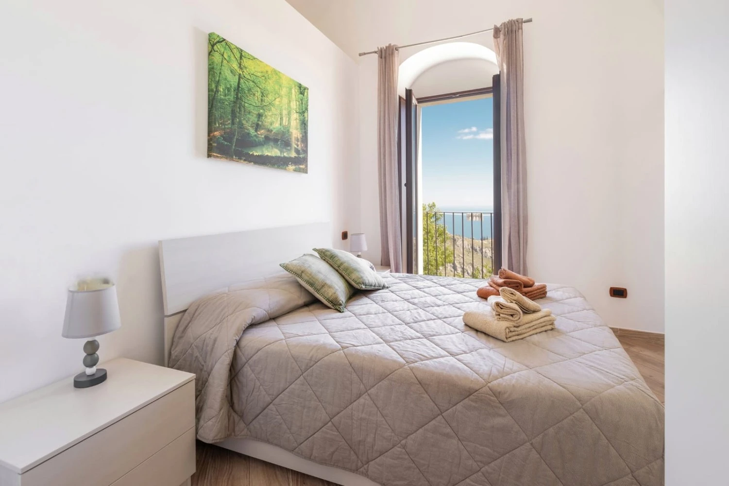 Le Casette Nel Rione, Via Ortolani