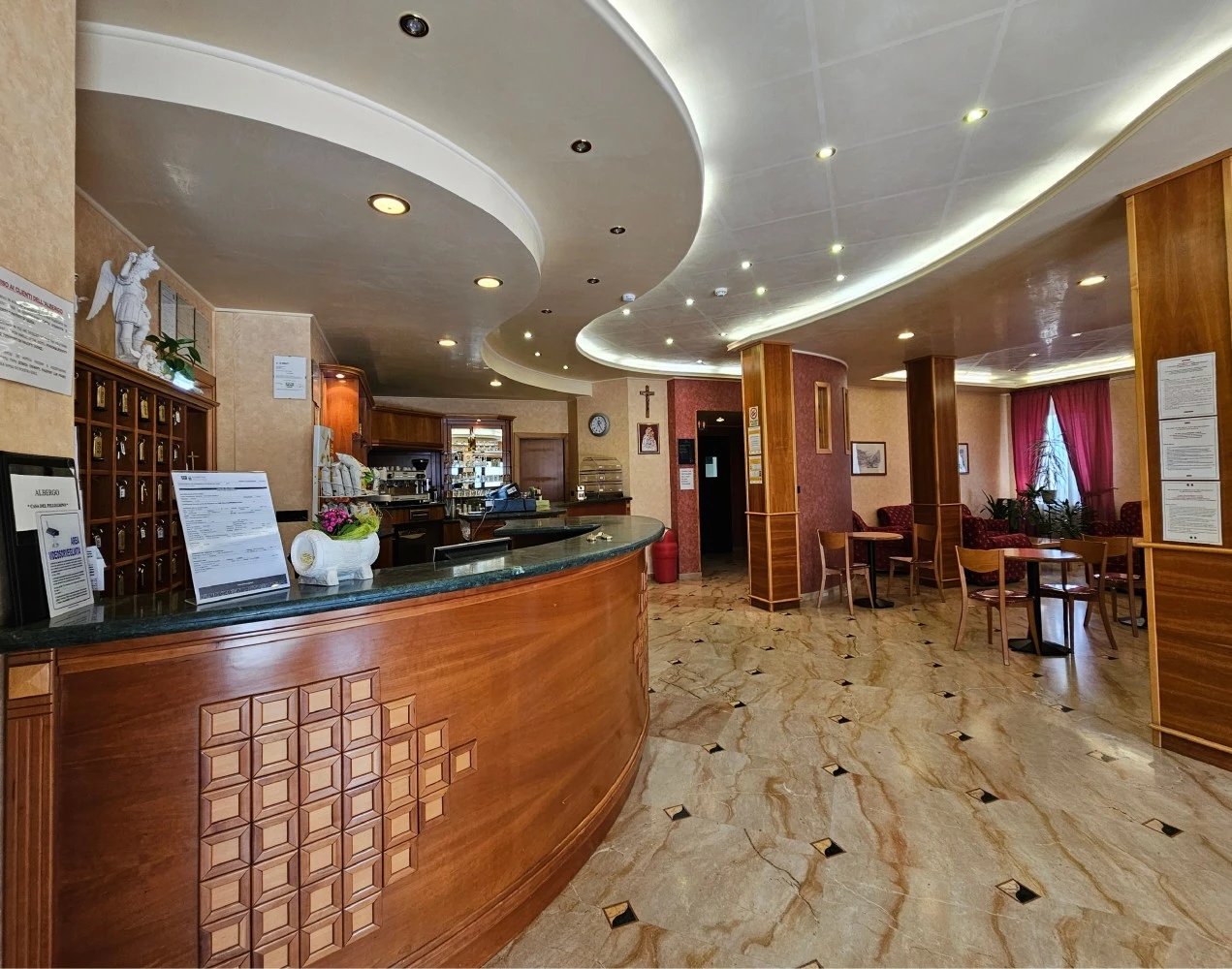 Albergo Ristorante Casa Del Pellegrino-5