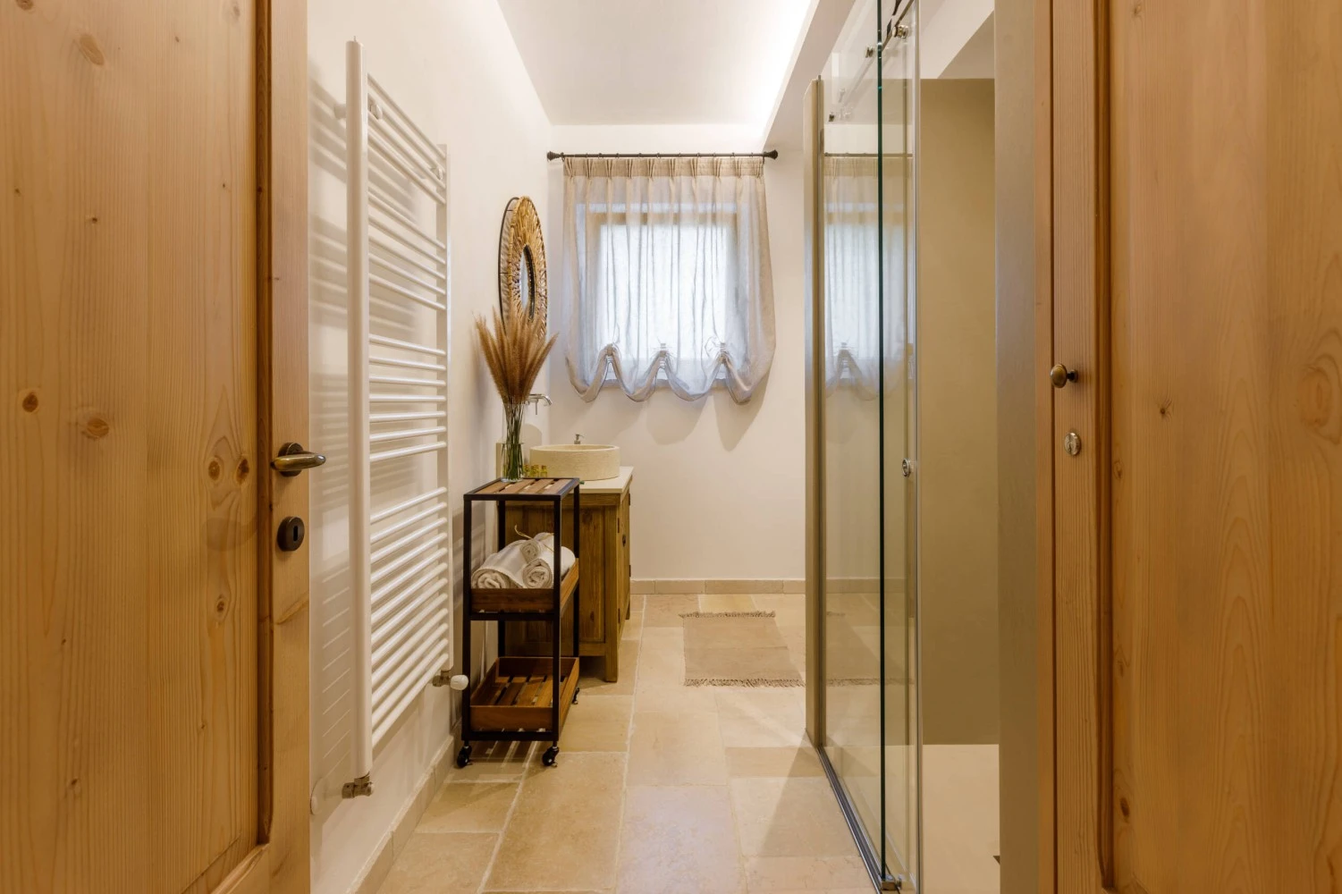 Pietra E Calce With Pool-4