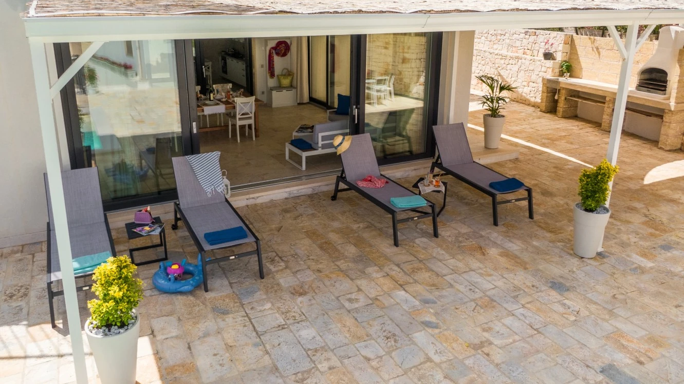 Stefano's Villa Ii-2