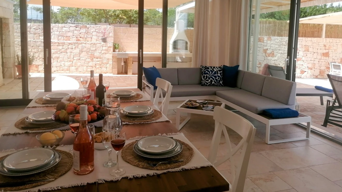 Stefano's Villa Ii-3