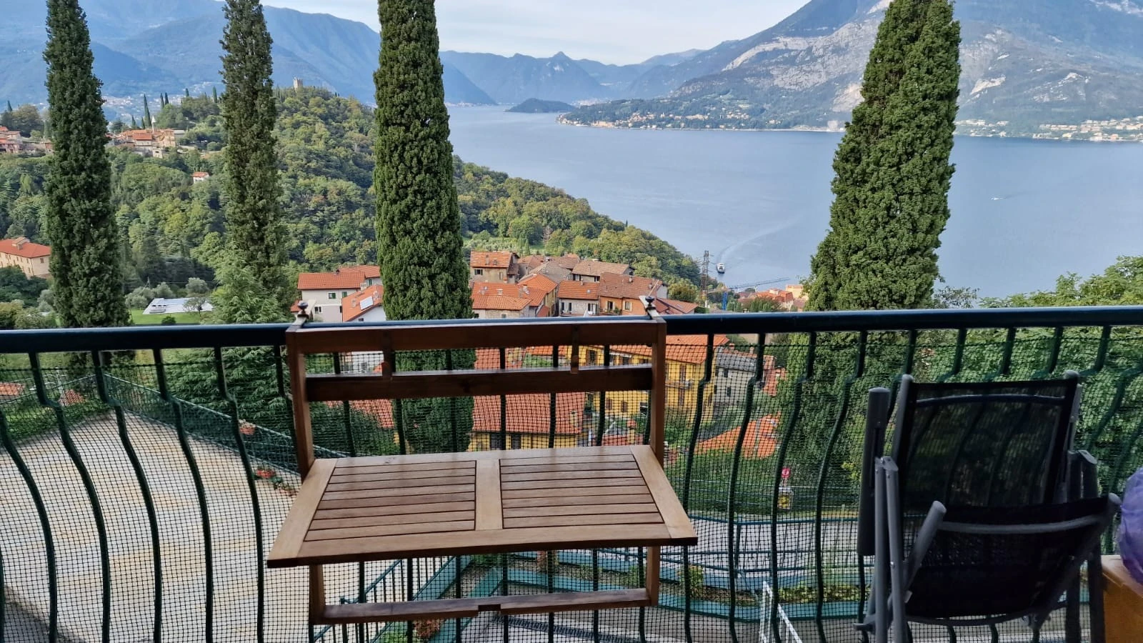 Una Finestra Sul Lago Di Como-1