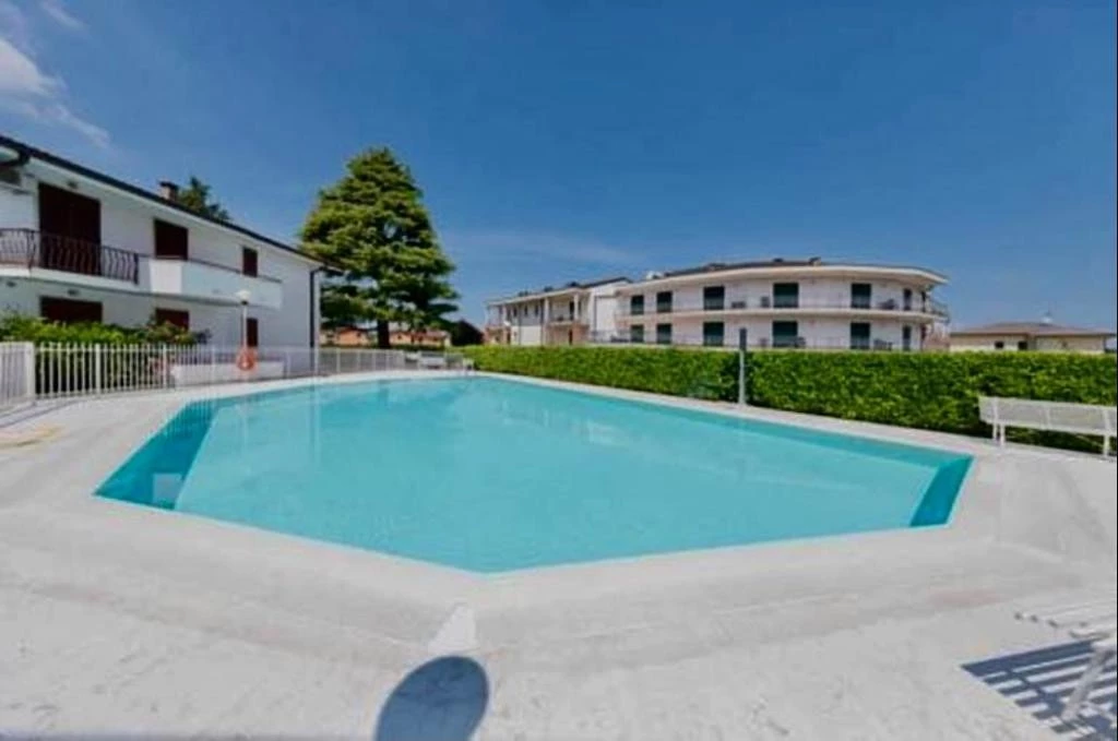 Appartamento Per Vacanze In Residence Con Piscina-1