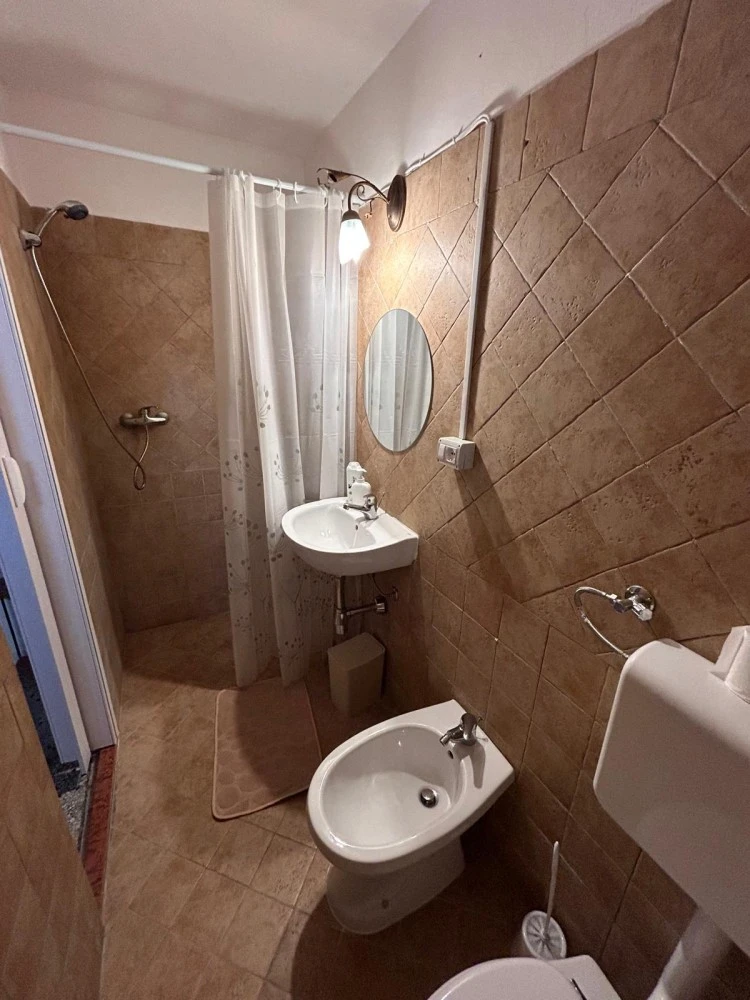 Vico Fortuna Rooms-4
