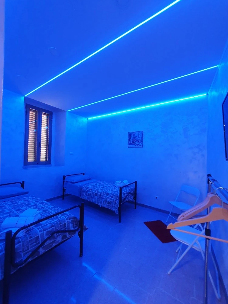 Pizzo Golden House-3