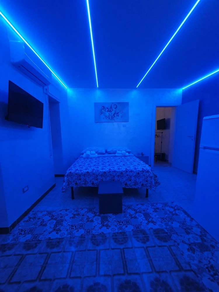 Pizzo Golden House-4