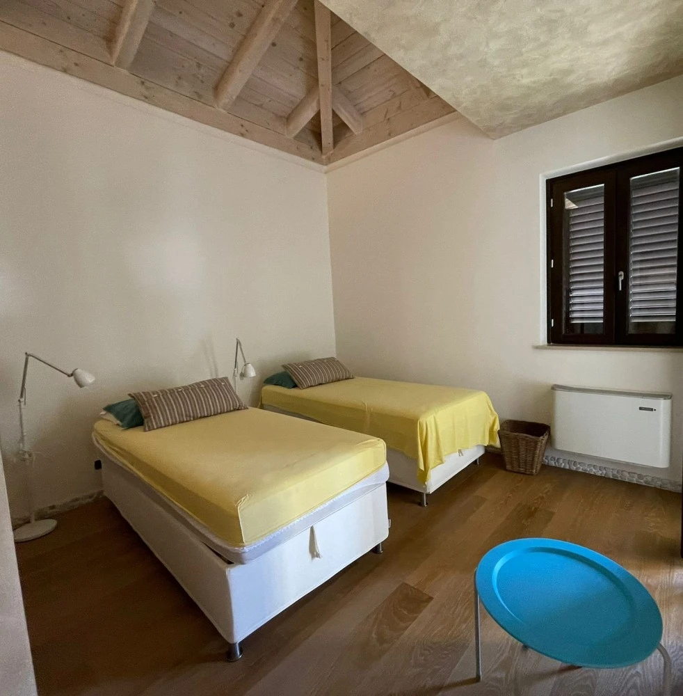 Charming House-4